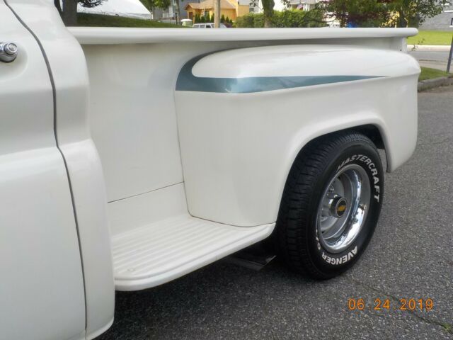 1962 Chevrolet C-10 GMC Nice truck It was built to handle! - photo 6