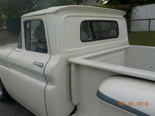 1962 Chevrolet C-10 GMC Nice truck It was built to handle! - photo 8