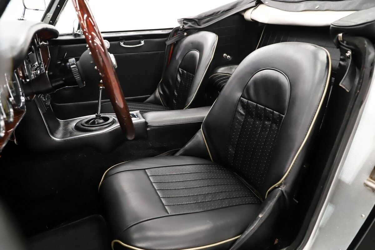 1967 Austin Healey 3000 MK3 - photo 11