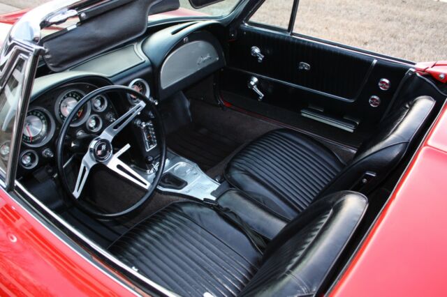 1963 Chevrolet Corvette - photo 9