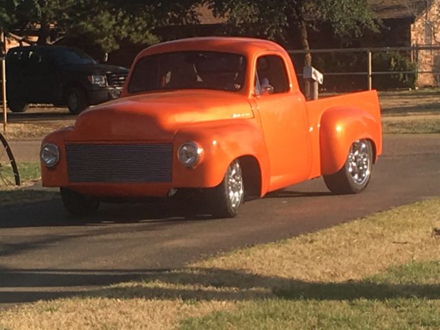 OUTSTANDING SHOW WINNER 1959 Studebaker 2R10