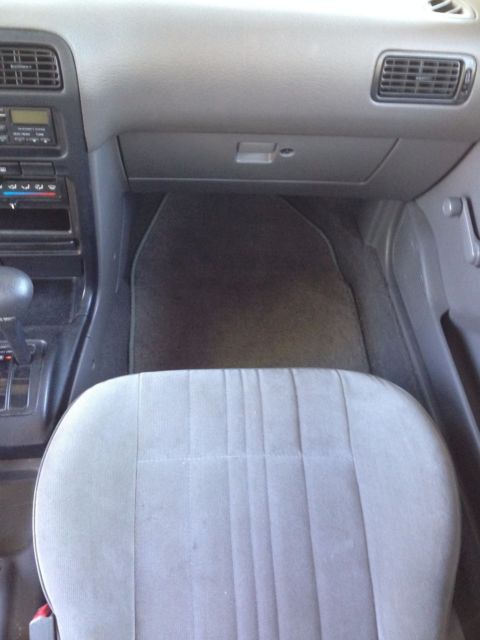 1993 Nissan Sentra NX 1600 - photo 8