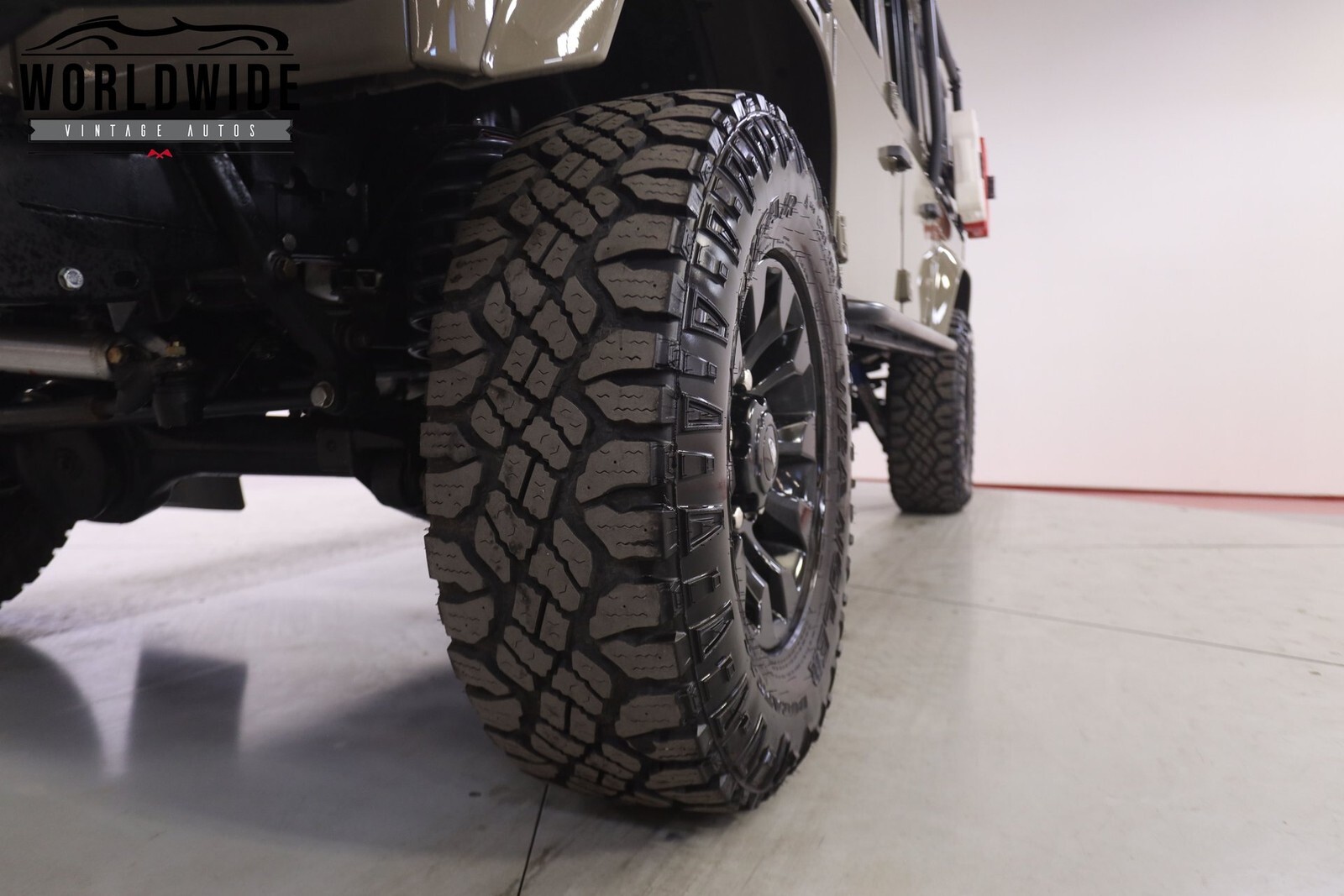 1988 Land Rover Defender 110 - photo 11