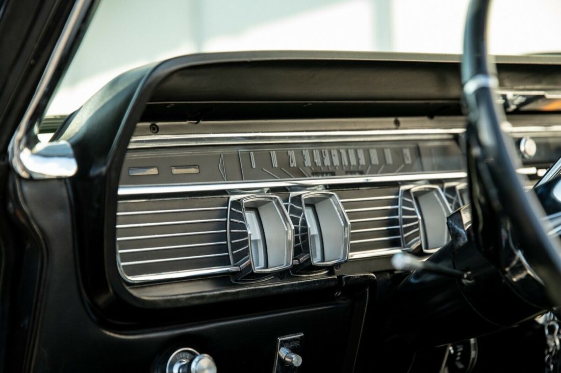 1964 Lincoln Continental Convertible - photo 10