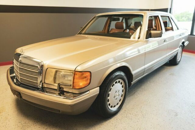 OVER $7000 spent in recent services TWO OWNER 420SEL 1986 Mercedes-Benz 420SEL
