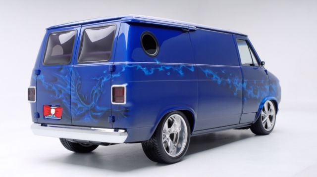 1976 Chevrolet Van - Overhaulin - Chip Foose Designed - photo 4