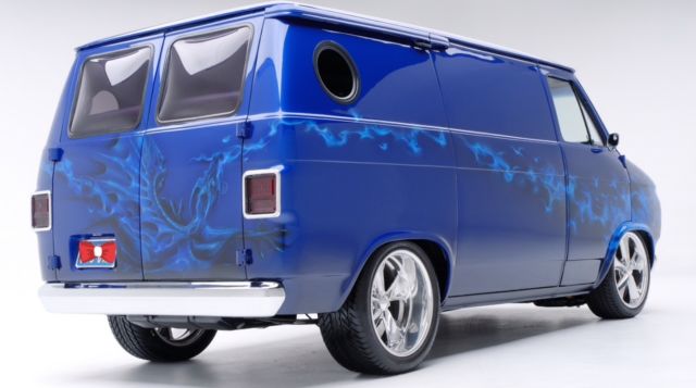 1976 Chevrolet Van - Overhaulin - Chip Foose Designed - photo 9