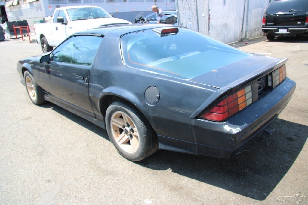 1986 Chevrolet Camaro Z28 - photo 4