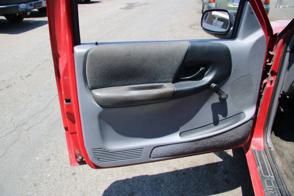 1994 Mazda B-Series Pickups - photo 11