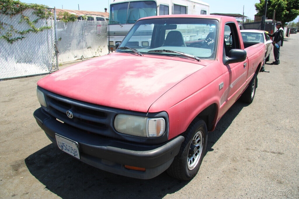 1994 Mazda B-Series Pickups - photo 2