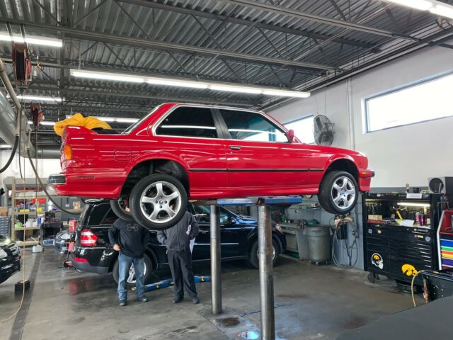 1987 BMW 3-Series Cinnabar Red - photo 12