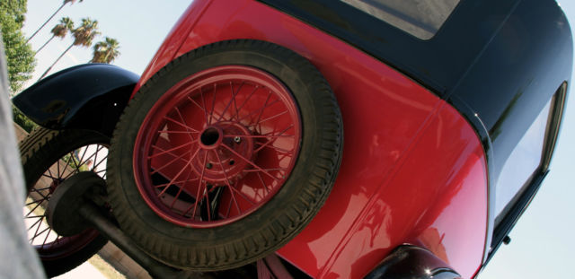 1928 Ford Model T - photo 5