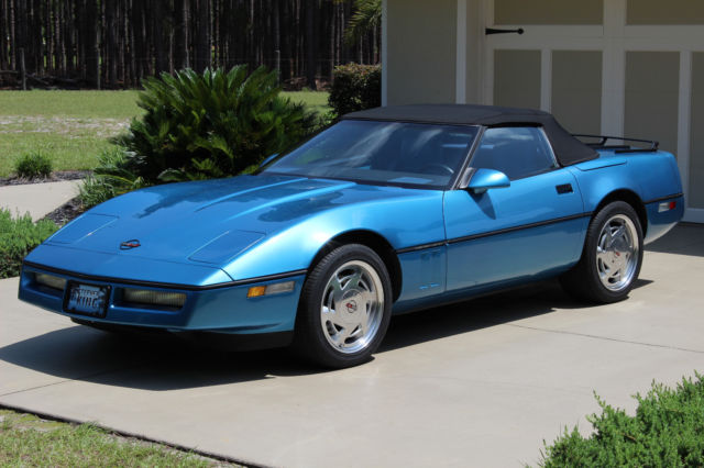 1989 Chevrolet Corvette Convertible Owned by Stephen King Collectible - photo 3