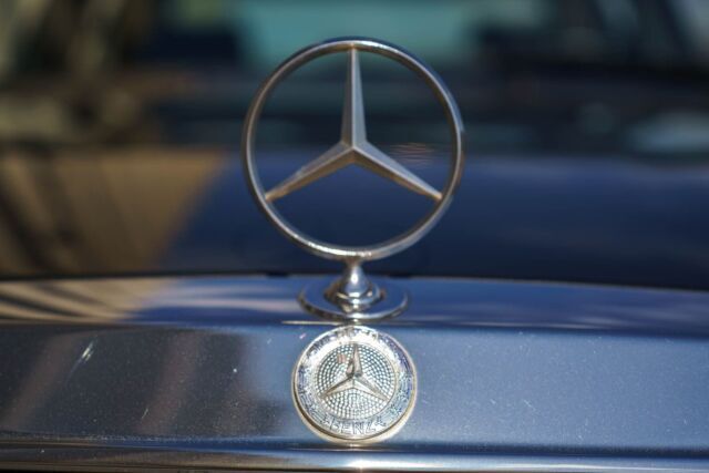 1992 Mercedes-Benz 190E Sedan - photo 11