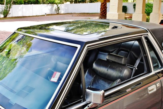 1983 Lincoln Continental Mark VI 57k Original Miles Signature Series - photo 13