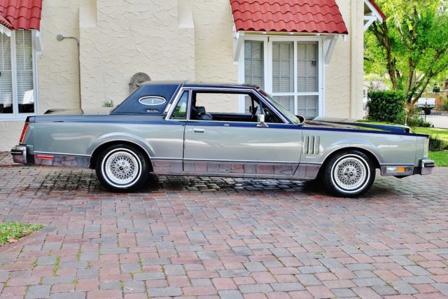 1983 Lincoln Continental Mark VI 57k Original Miles Signature Series - photo 5