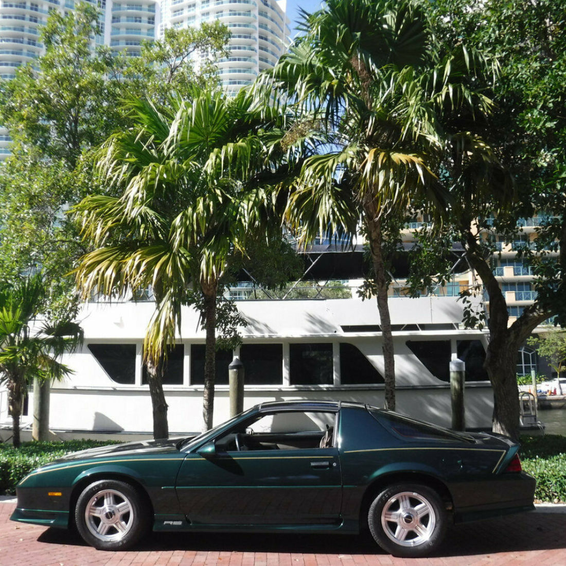 1992 Chevrolet Camaro 25TH Anniversary Edition RS - photo 4