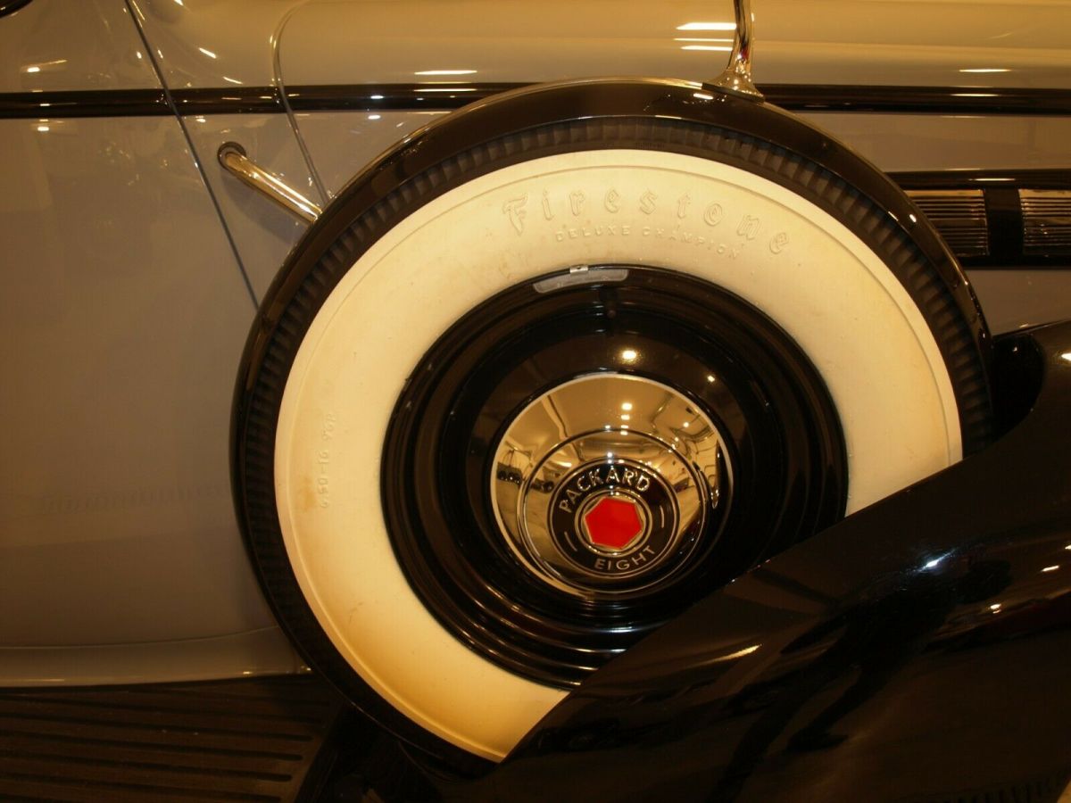 1937 Packard - photo 2