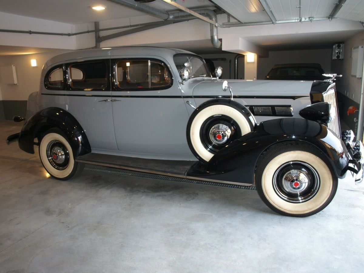 1937 Packard - photo 3