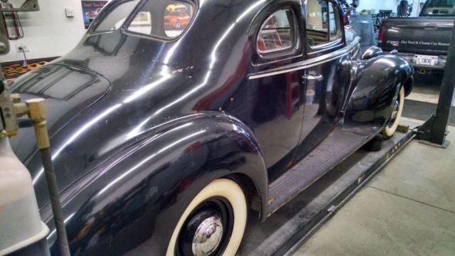 1940 Packard Single Six Body side mld - photo 8