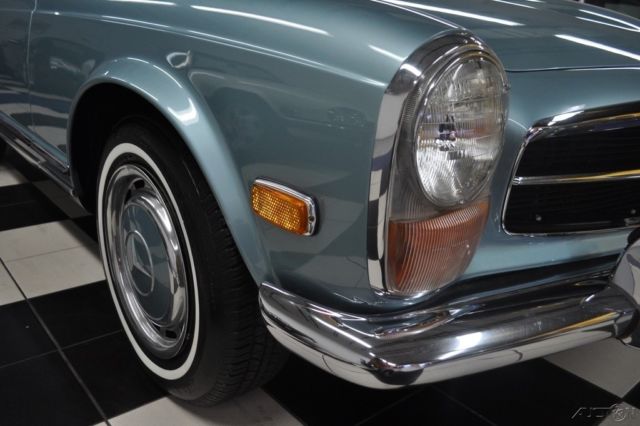 1970 Mercedes-Benz 200-Series FACTORY AC - BOTH TOPS - SIMPLY OUTSTANDING - photo 4