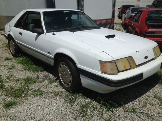 1986 Ford Mustang - photo 2