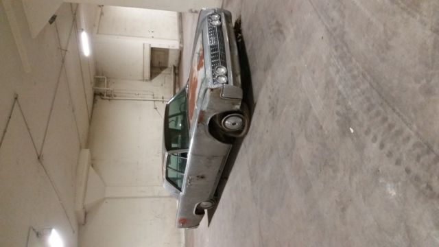 Pair of 1962 Continentals with titles 1962 Lincoln Continental