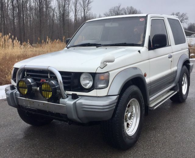 1992 Mitsubishi Montero Q-V24WG - photo 2