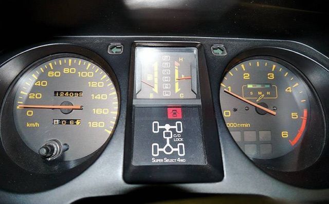 1992 Mitsubishi Montero Q-V24WG - photo 8