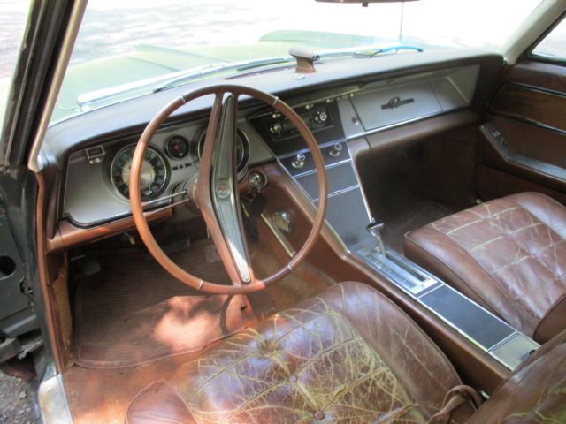 1963 Buick Riviera 2 DR HARDTOP - photo 6