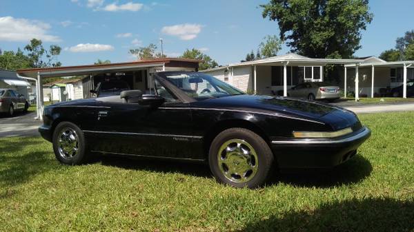 1990 Buick Reatta Convertible - photo 2