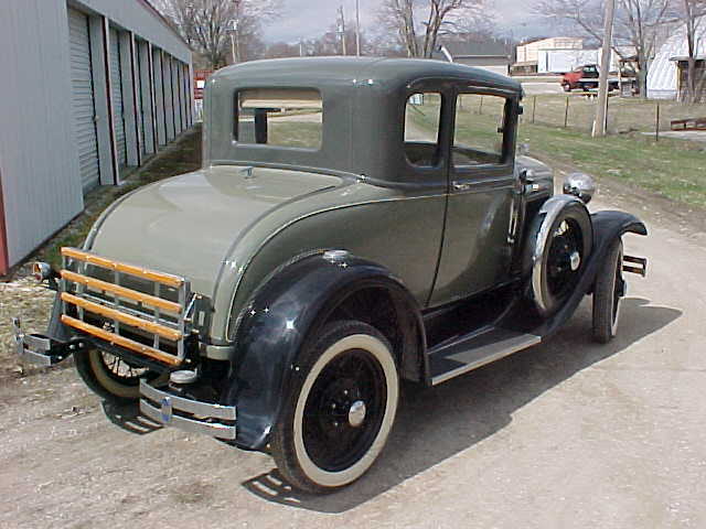 1930 Ford Model A Rumble Seat Coupe - photo 12