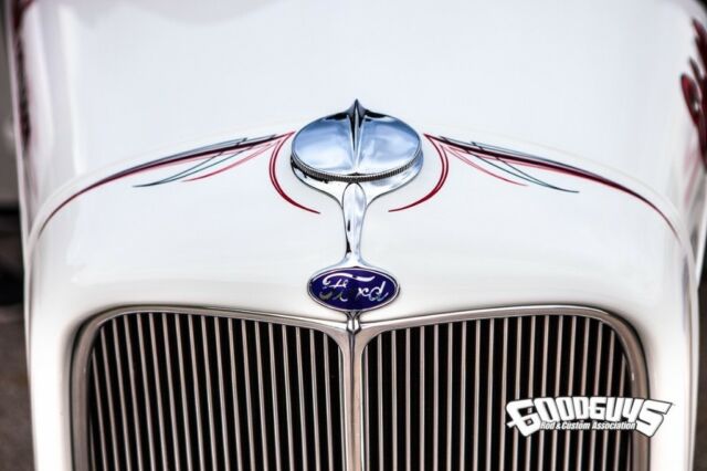 1932 Ford Roadster - photo 4
