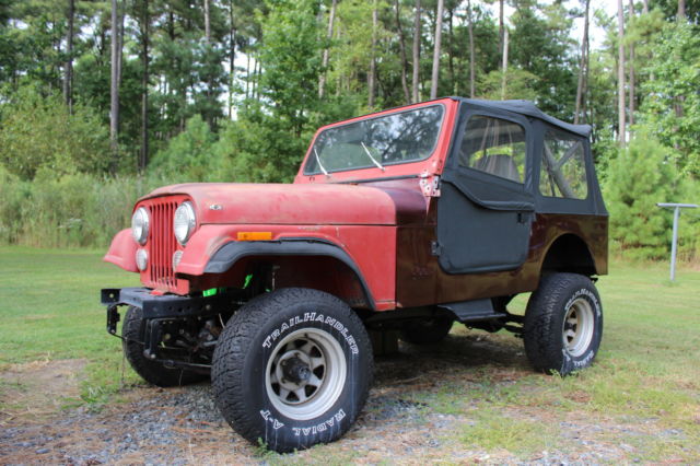 Partially Restored CJ7 Jeep with V8 and Fuel Injection. 1983 Jeep CJ