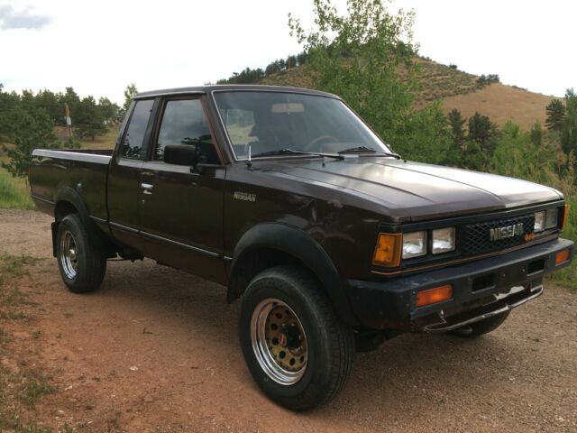 1985 Nissan Other Pickups DLX - photo 2
