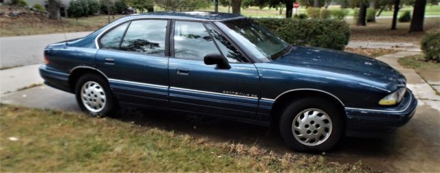 1992 Pontiac Bonneville - photo 2