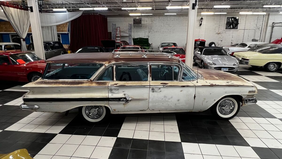 1960 Chevrolet Nomad - photo 2
