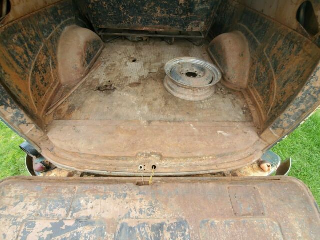 1948 Chevrolet Suburban Deluxe Burb - photo 8