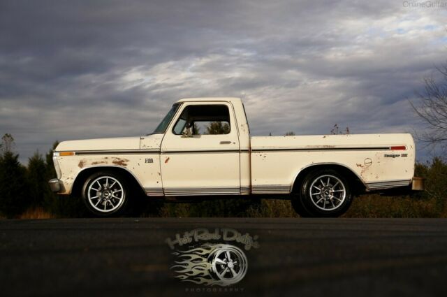 1974 Ford F-100 Shortbed F100 C10 3100 Hotrod Street Rat Apache - photo 5