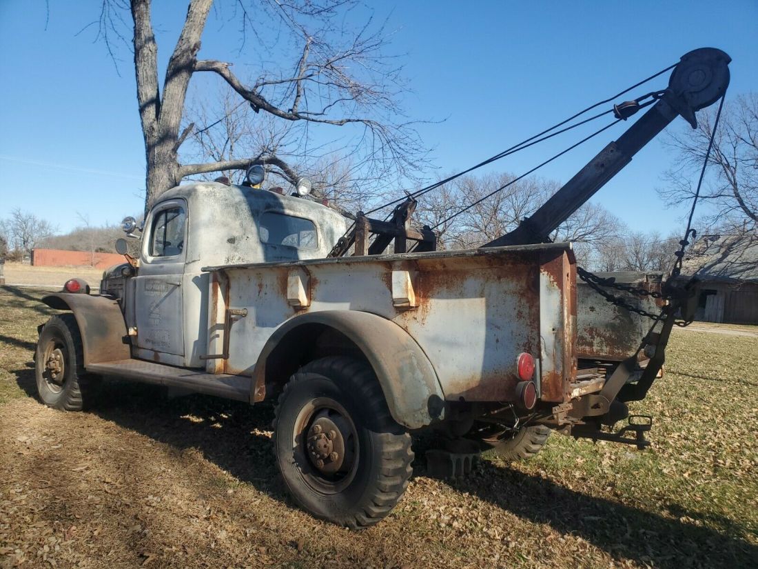 1948 Dodge Power Wagon - photo 3