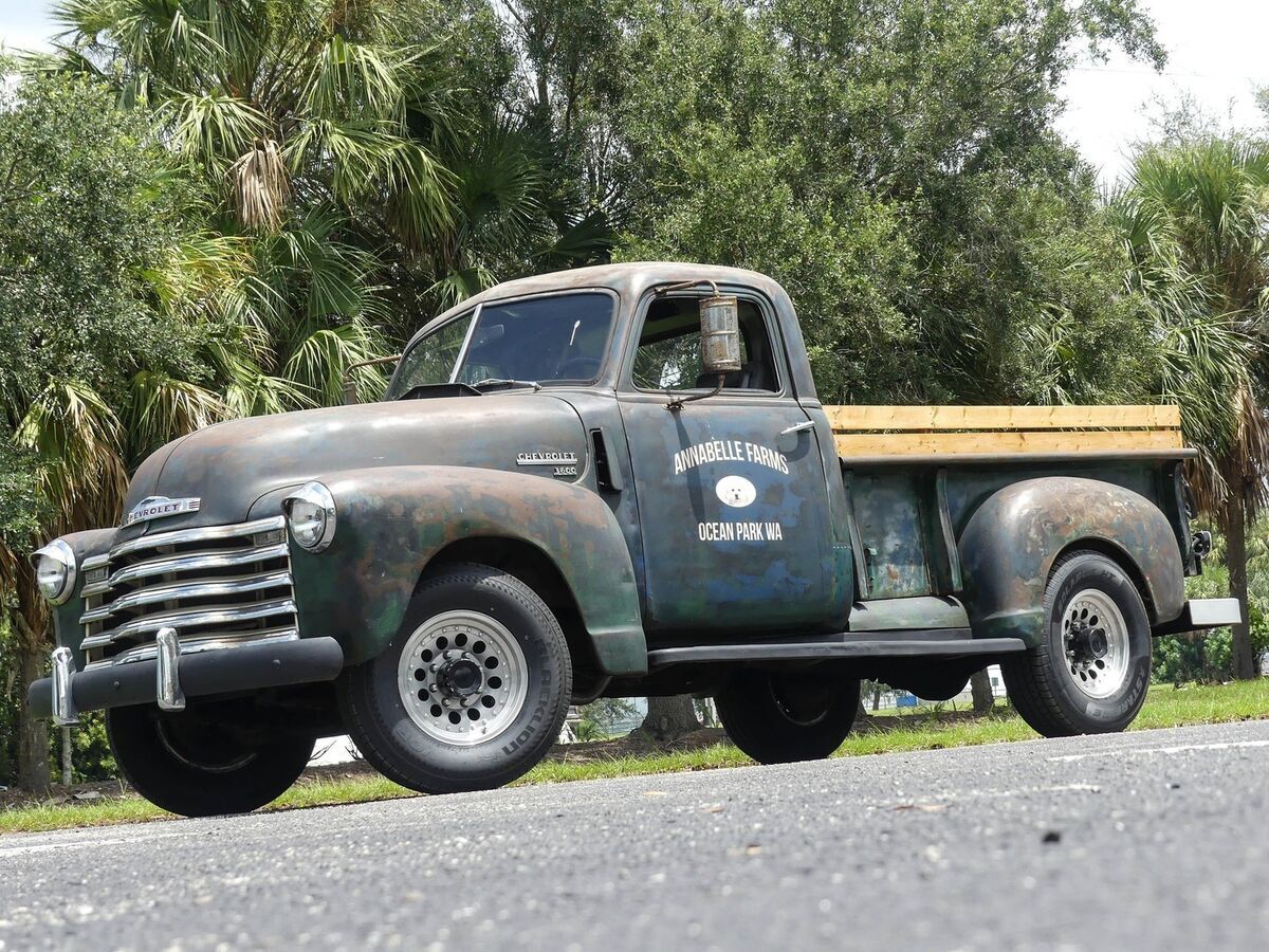 Patina truck with a ton of new parts! Mechanically sounds and a great look. Cool 1949 Chevrolet 3600 Pickup Truck