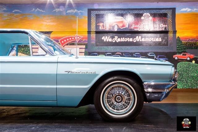 1964 Ford Thunderbird -- - photo 2