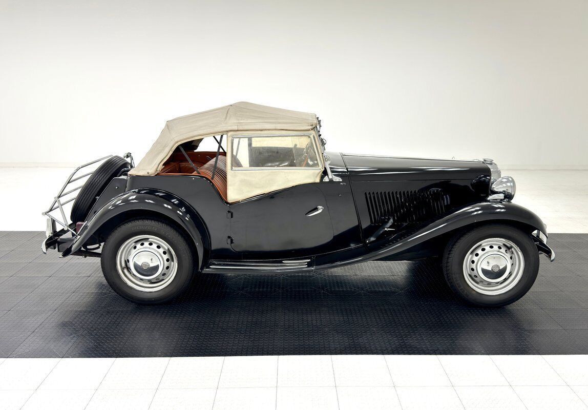1951 MG T-Series Roadster - photo 10