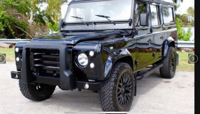 PERFECT Arkonik Restoration, Land Rover Defender 110, V8, 1980 Land Rover Defender 110