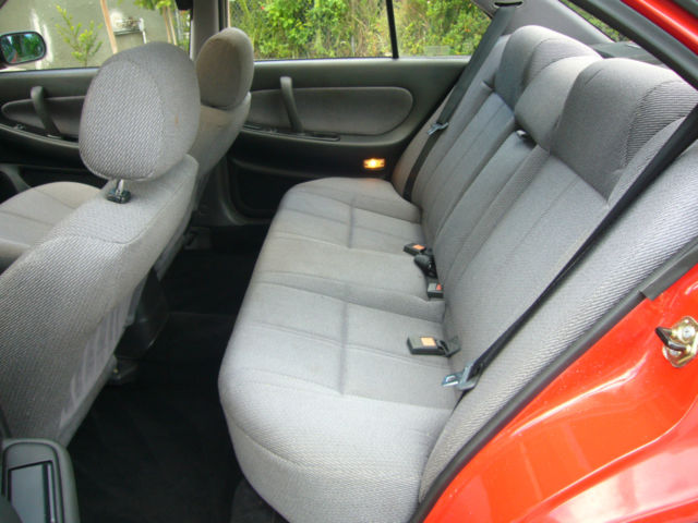 1991 Nissan Maxima SE Edition - 4 Door Sport Sedan - photo 13