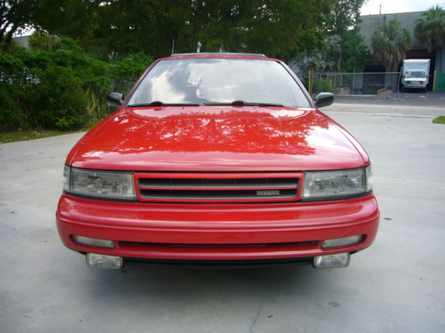 1991 Nissan Maxima SE Edition - 4 Door Sport Sedan - photo 2