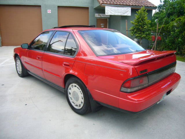 1991 Nissan Maxima SE Edition - 4 Door Sport Sedan - photo 6