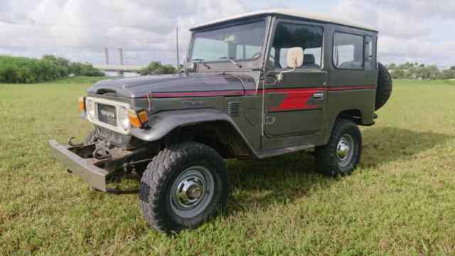 1985 Toyota Land Cruiser FJ40 - photo 13
