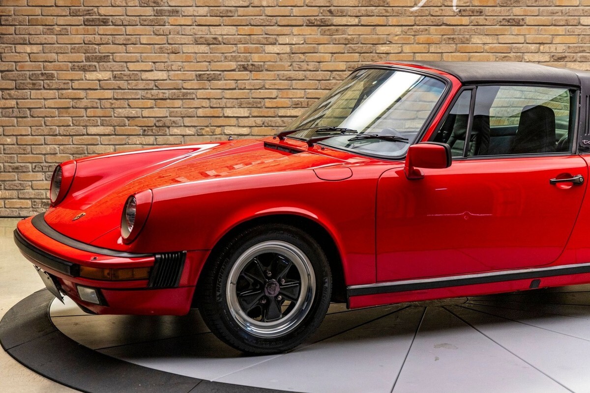 1984 Porsche 911 Carrera Targa - photo 12