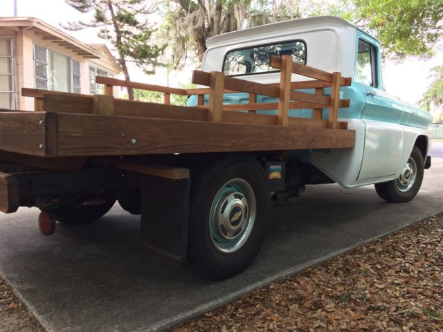 1961 Chevrolet C-10 stake bed - photo 3